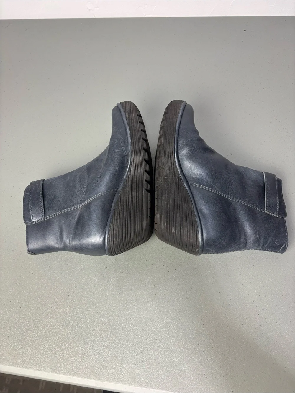 Fly London Yava Ankle Boot Wedge Bootie Blue  39 EU/ 8-8.5 US Biker Fashion